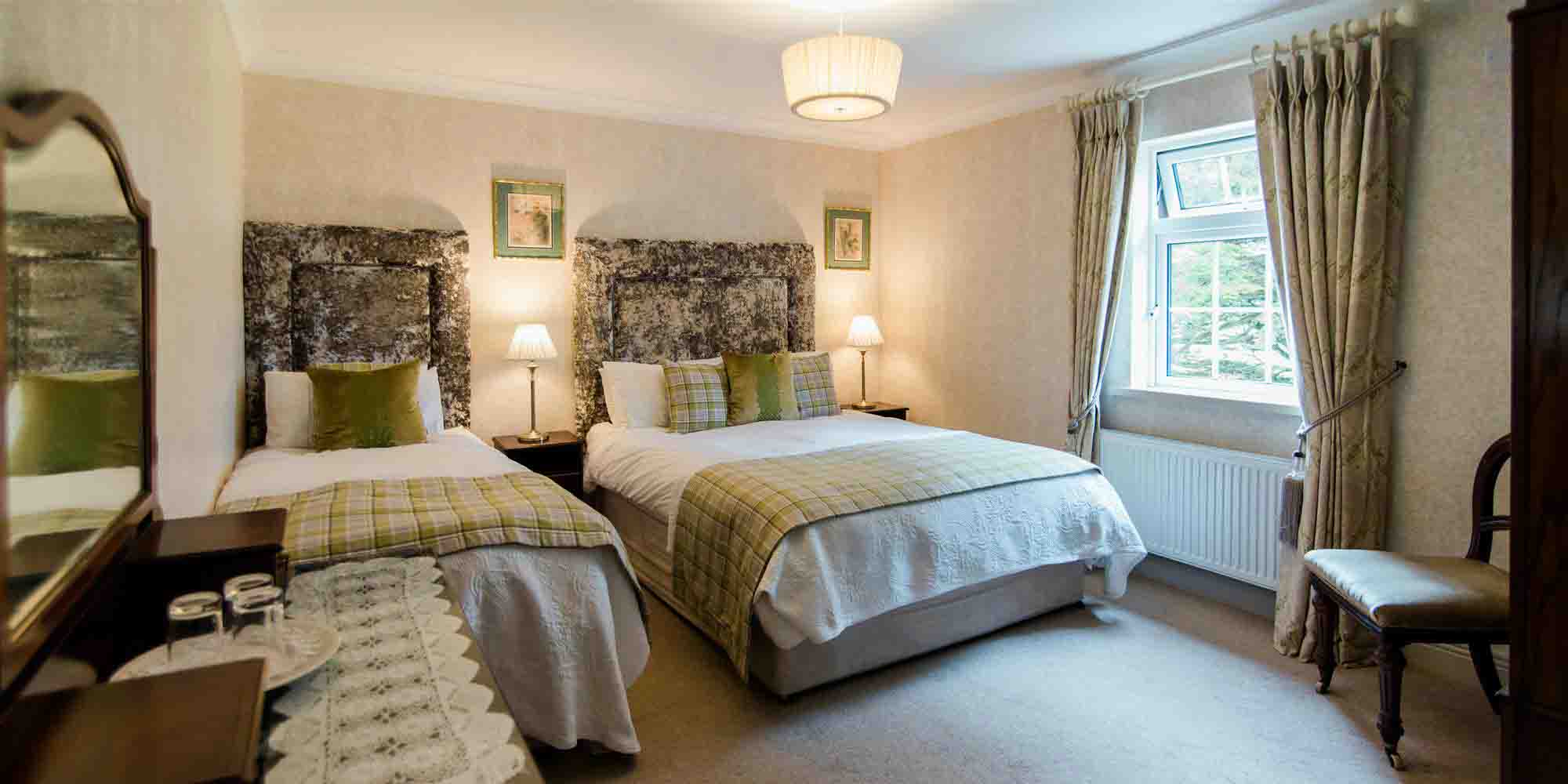 Killiane Castle Country House and Farm Bedroom